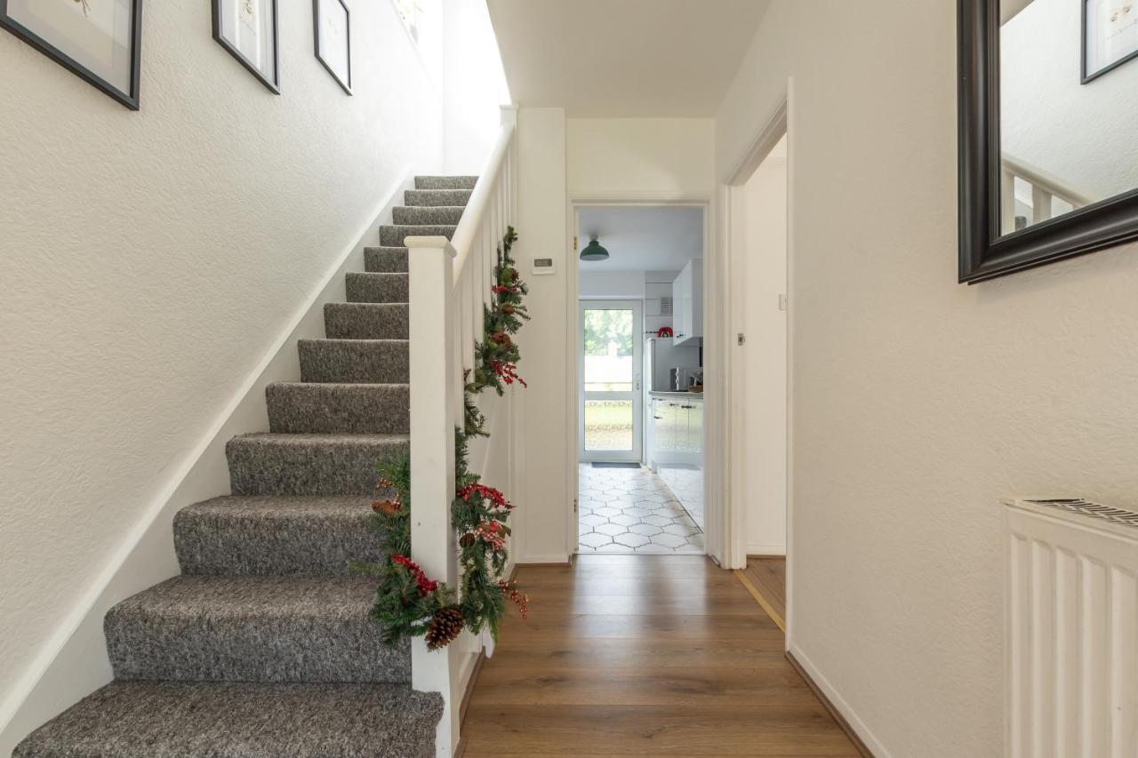 Chalet 3 Bedrooms House Ideal For Long Stays! Southampton