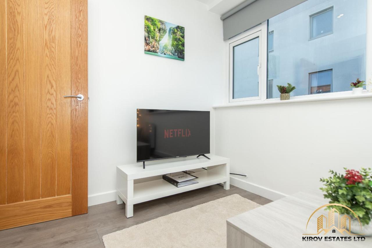 Artemis - The Hunting Watch Of Town Apartment Southampton