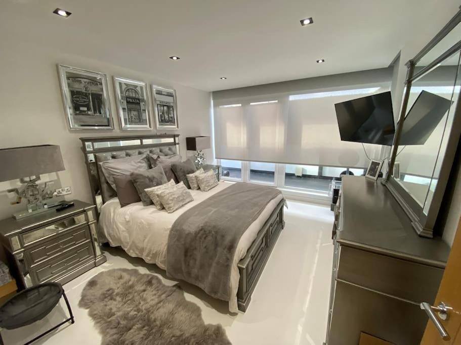 Apartment Penthouse *