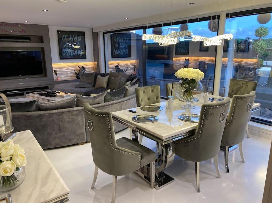 Penthouse Apartment