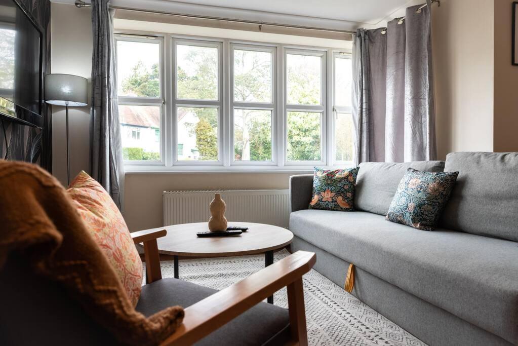 Zircon - 2 Bed Flat With Parking Apartamento *