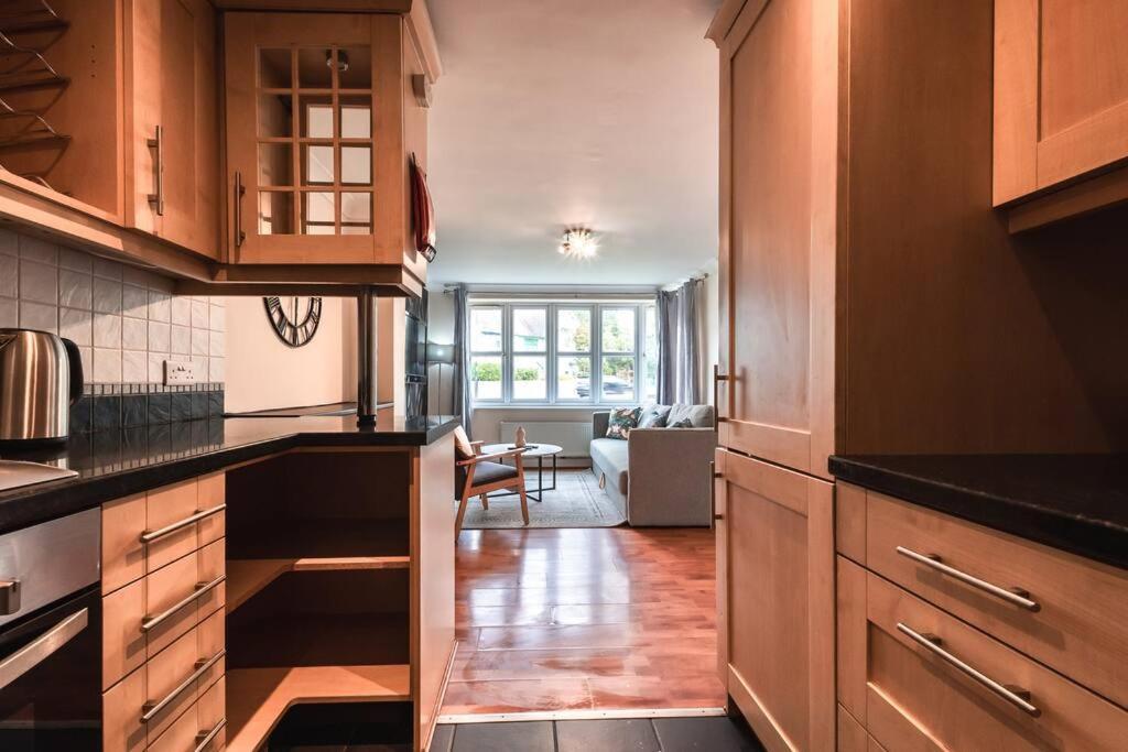 Apartamento Zircon - 2 Bed Flat With Parking