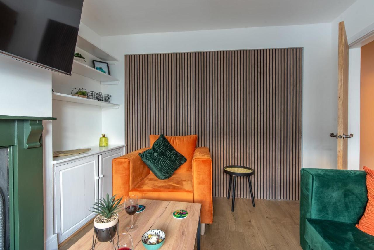Stylish Centre House *