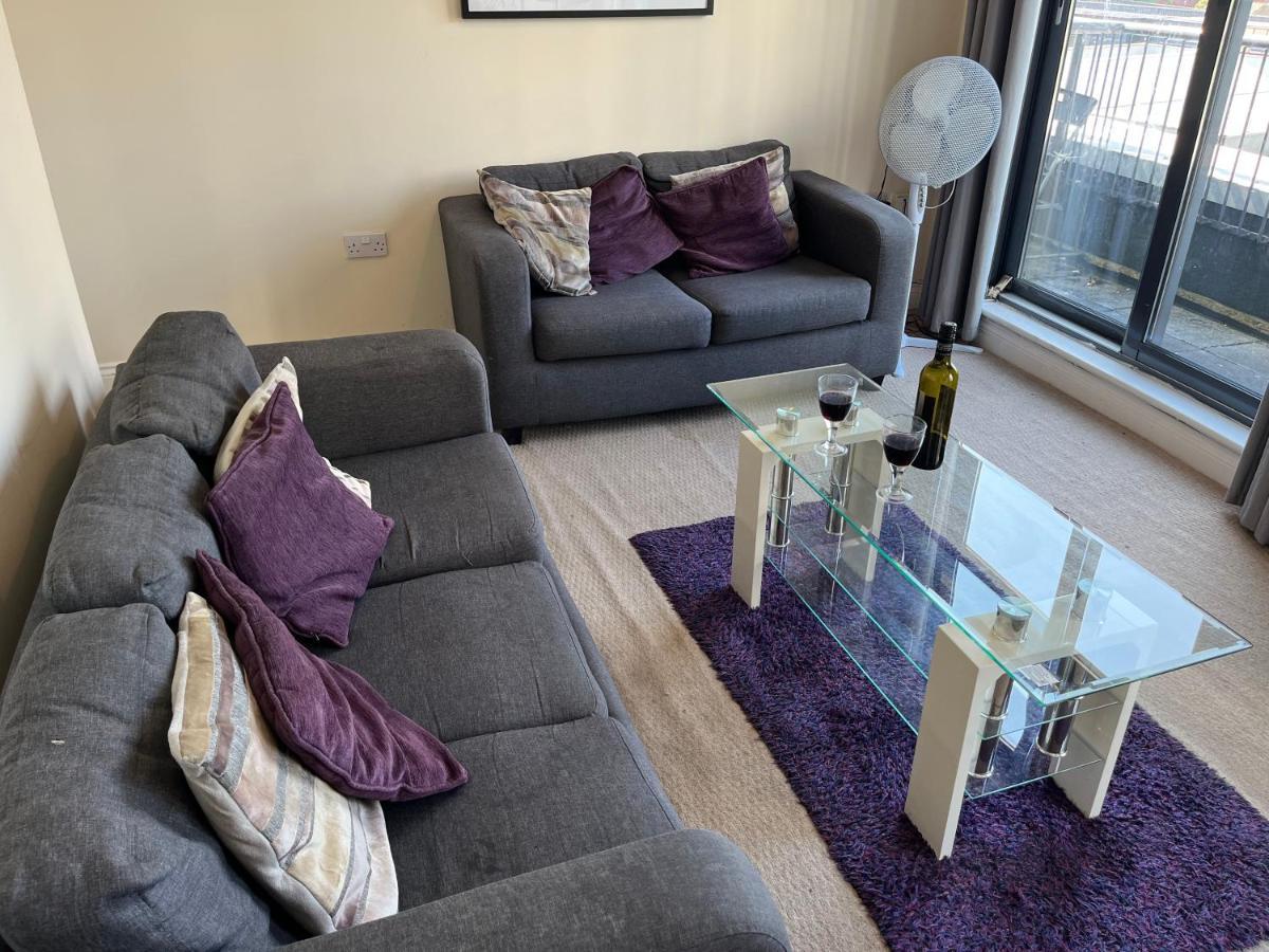 Two Bed Flat White Star Place Apartment *