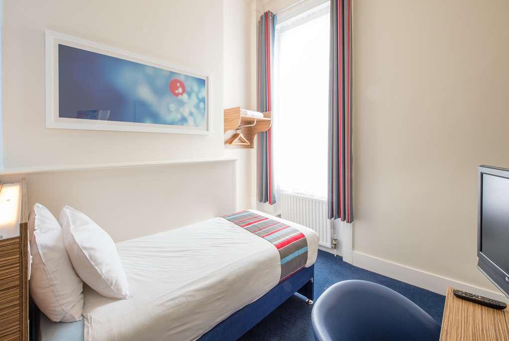 Travelodge 3* Southampton