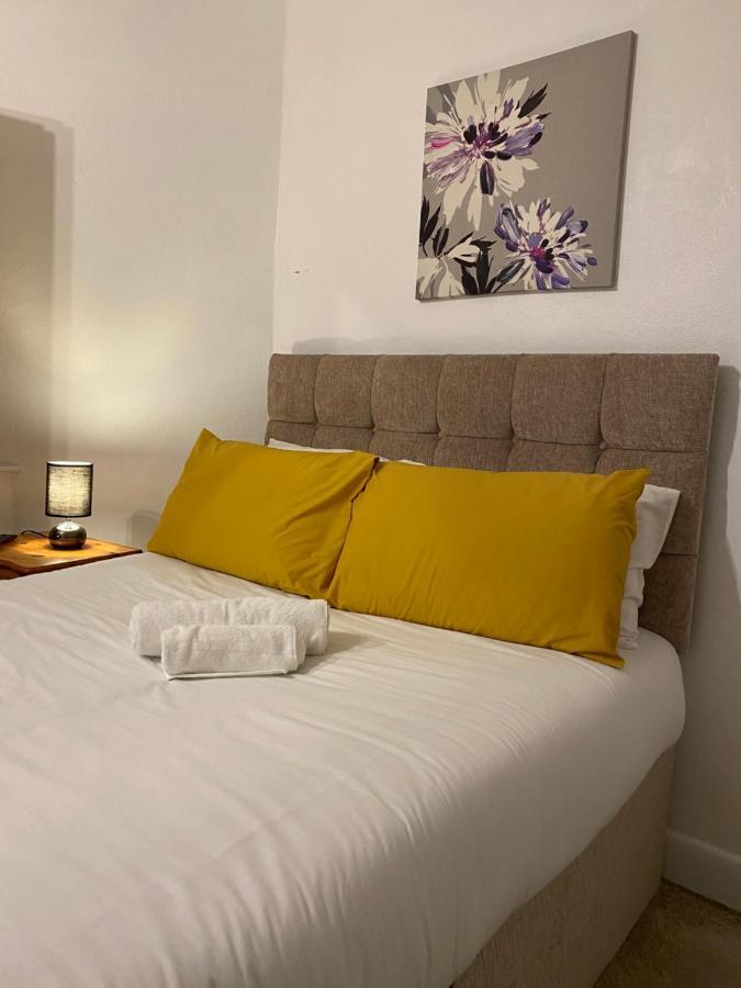 Homestay Bittern With Free Parking & Parking For Cruise Available, Full Access To Kitchen In
