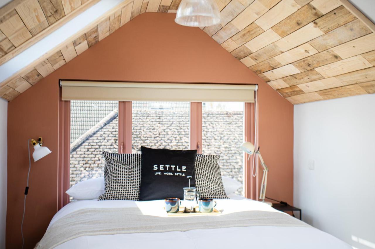 Settle - Stylish Self Check-in & Self Catering *