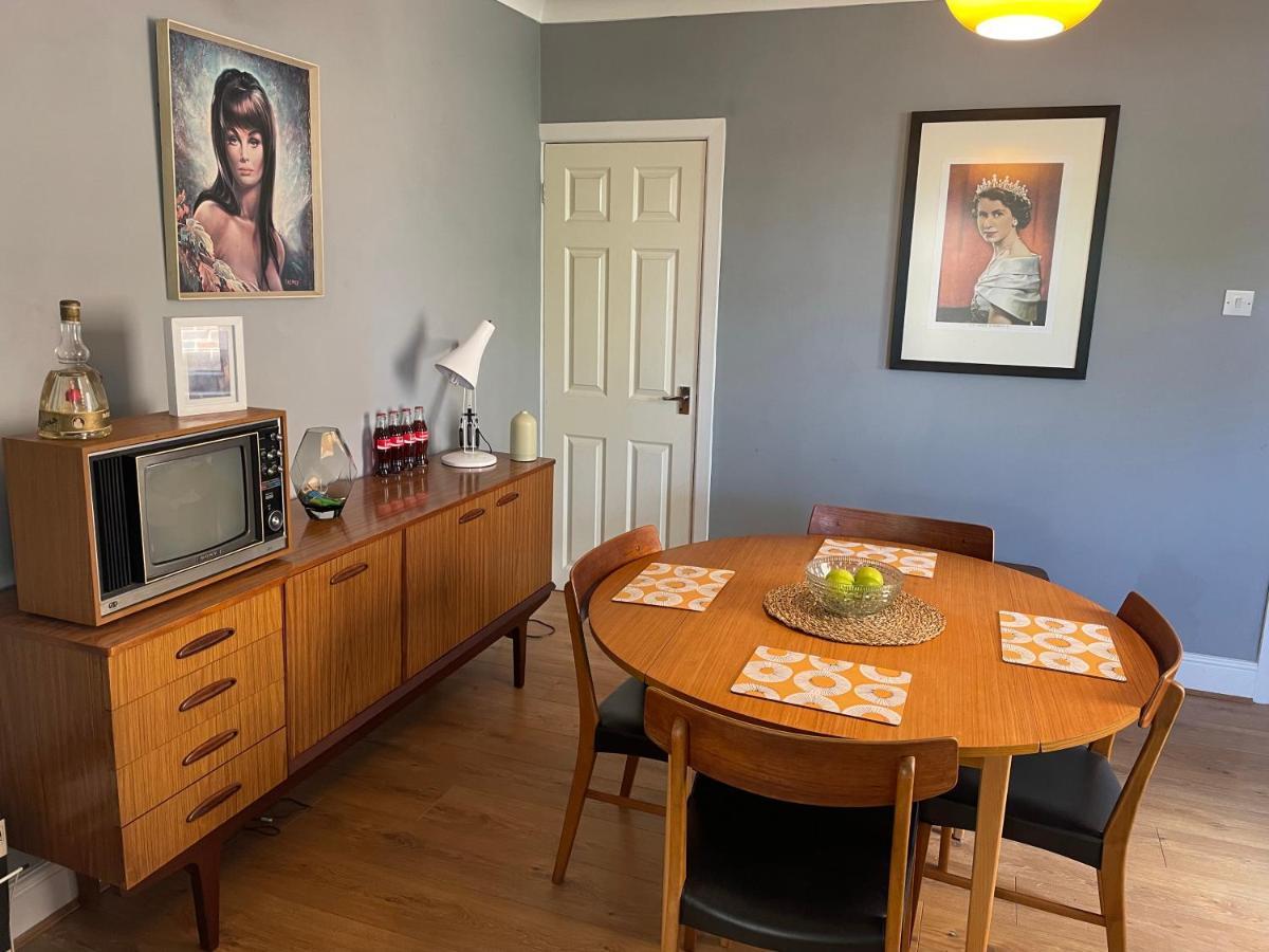 Homestay Quirky Edwardian/retro Hideaway