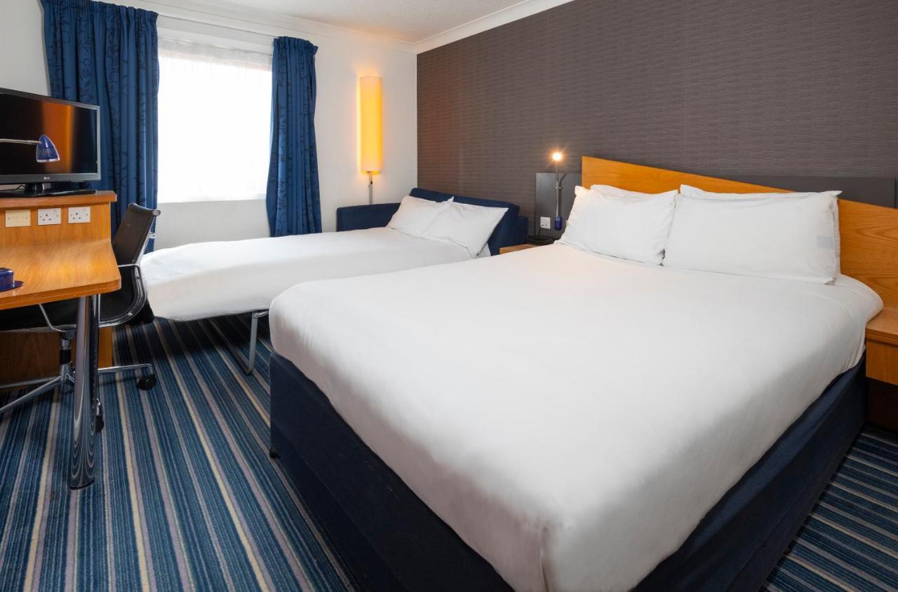 Express West By Ihg Southampton