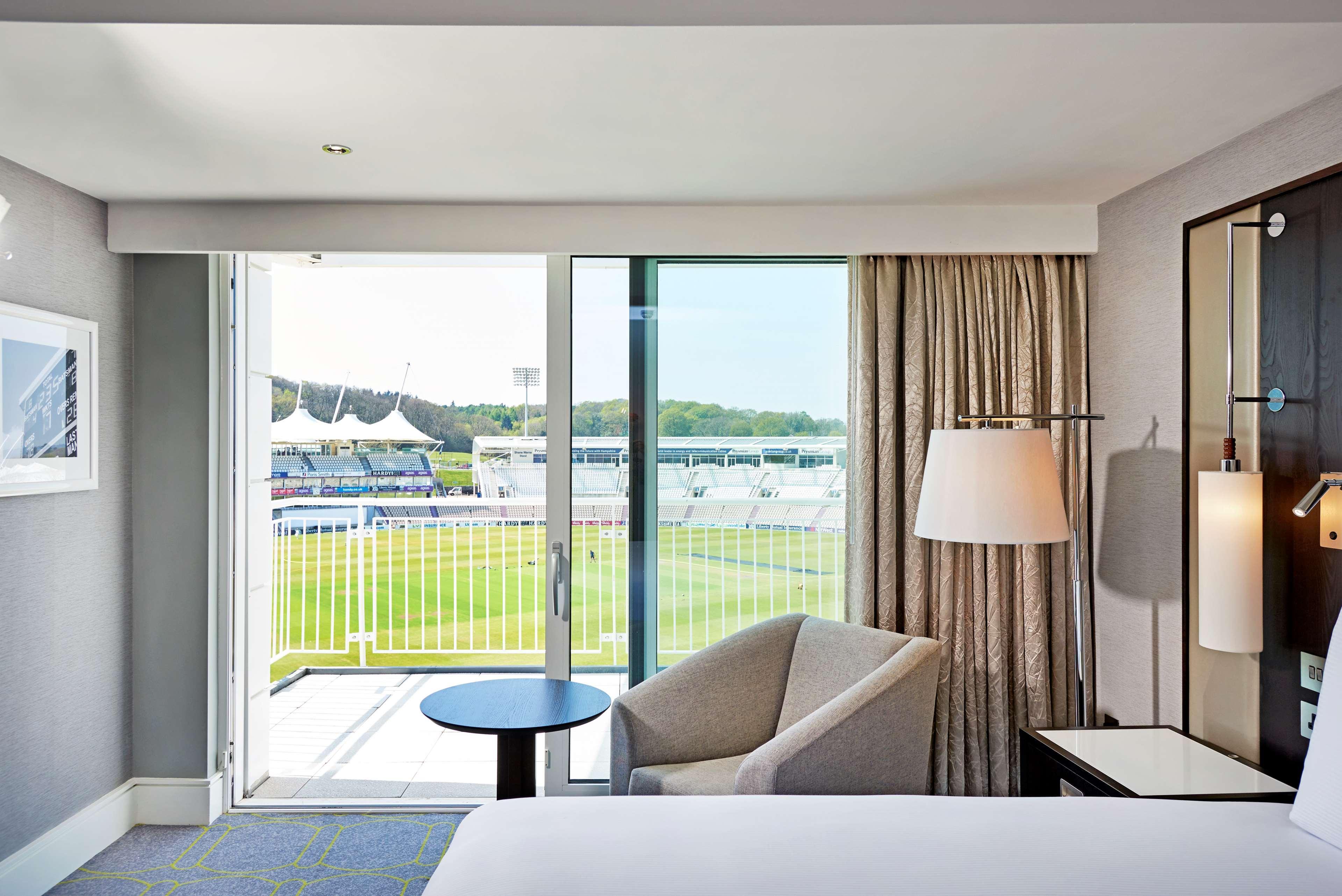 Resort Hilton - Utilita Bowl
