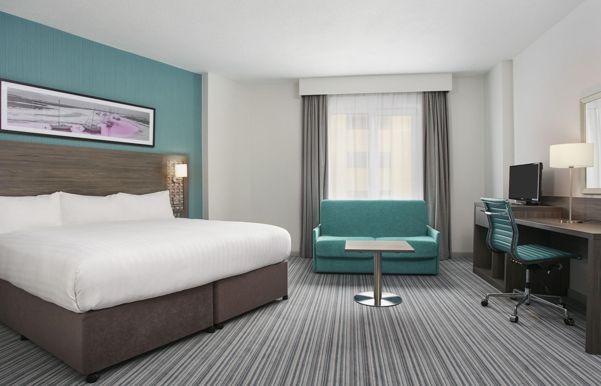 Leonardo Hotel