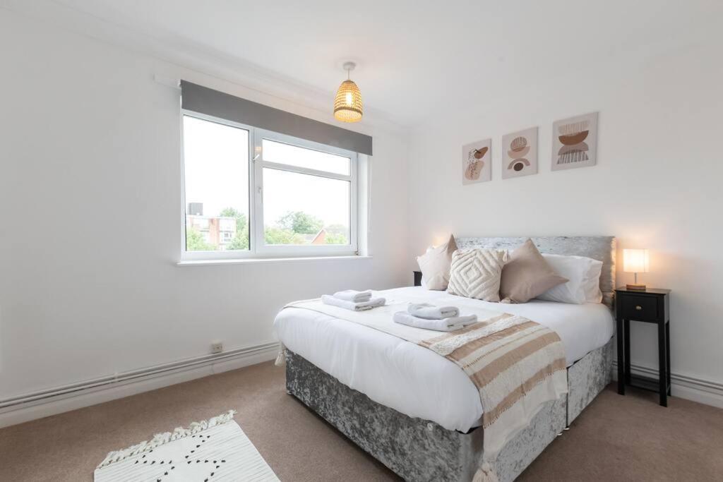 Admiral - 2 Bedroom Flat With Parking