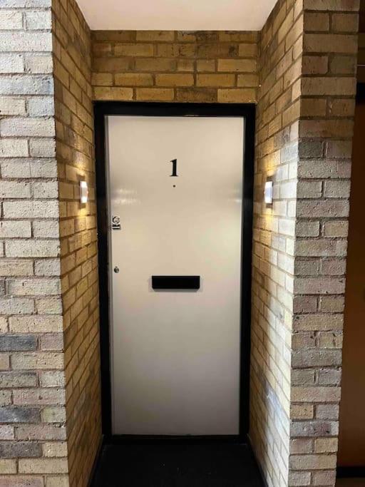 Newly Refurbished With Private Parking *