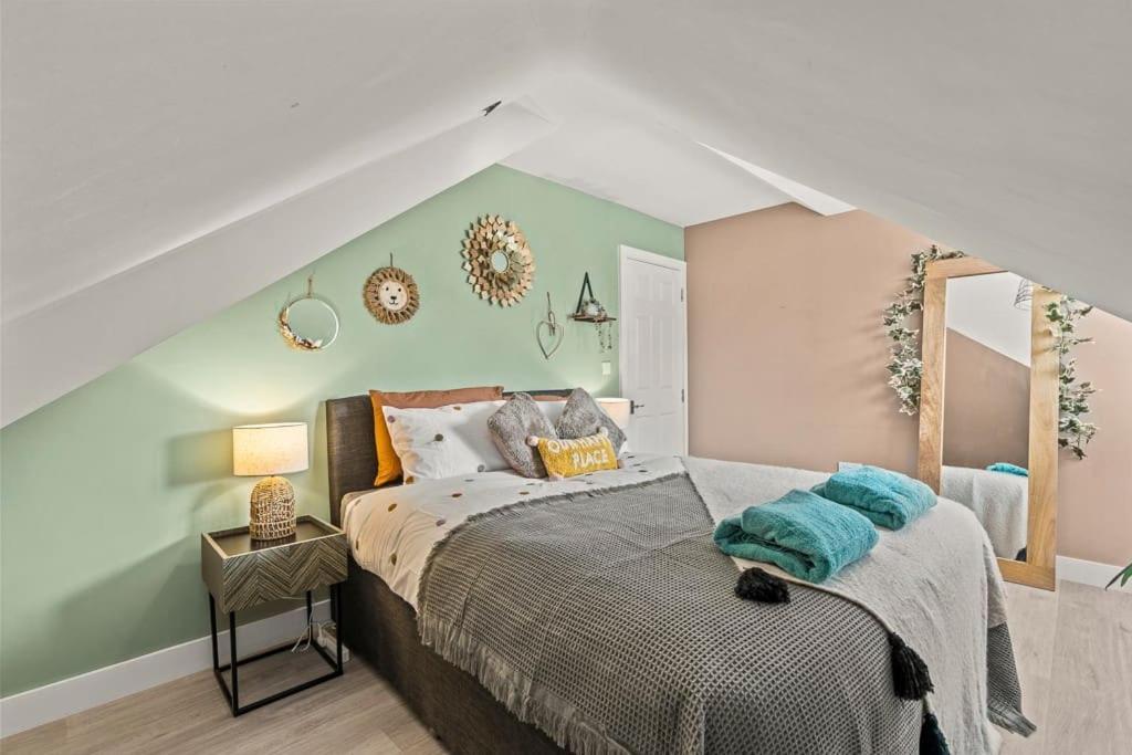 Comfortable Retreat Near Centre- 1 Bed, 3 Guests * Southampton