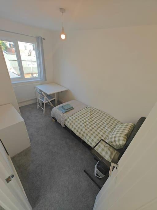 Holiday home Stunning 4 Bed House Ideal For Contractors