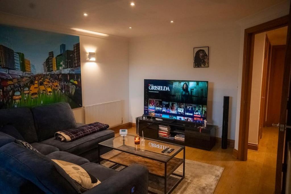 Apartment 1-bed Flat In Ocean Village Southampton