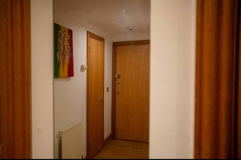 Apartment 1-bed Flat In Ocean Village Southampton