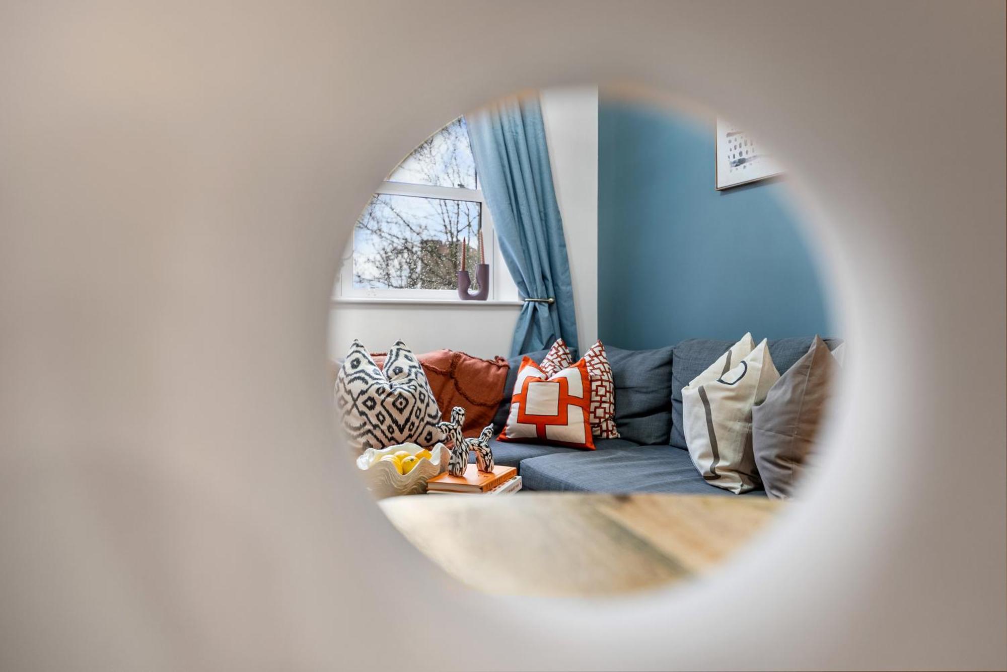 Apartment 1 Bed Cosy, Stylish Southampton, Sleeps 4, Centre Cosy Flat - Easter Offer - By Blue Puffin *