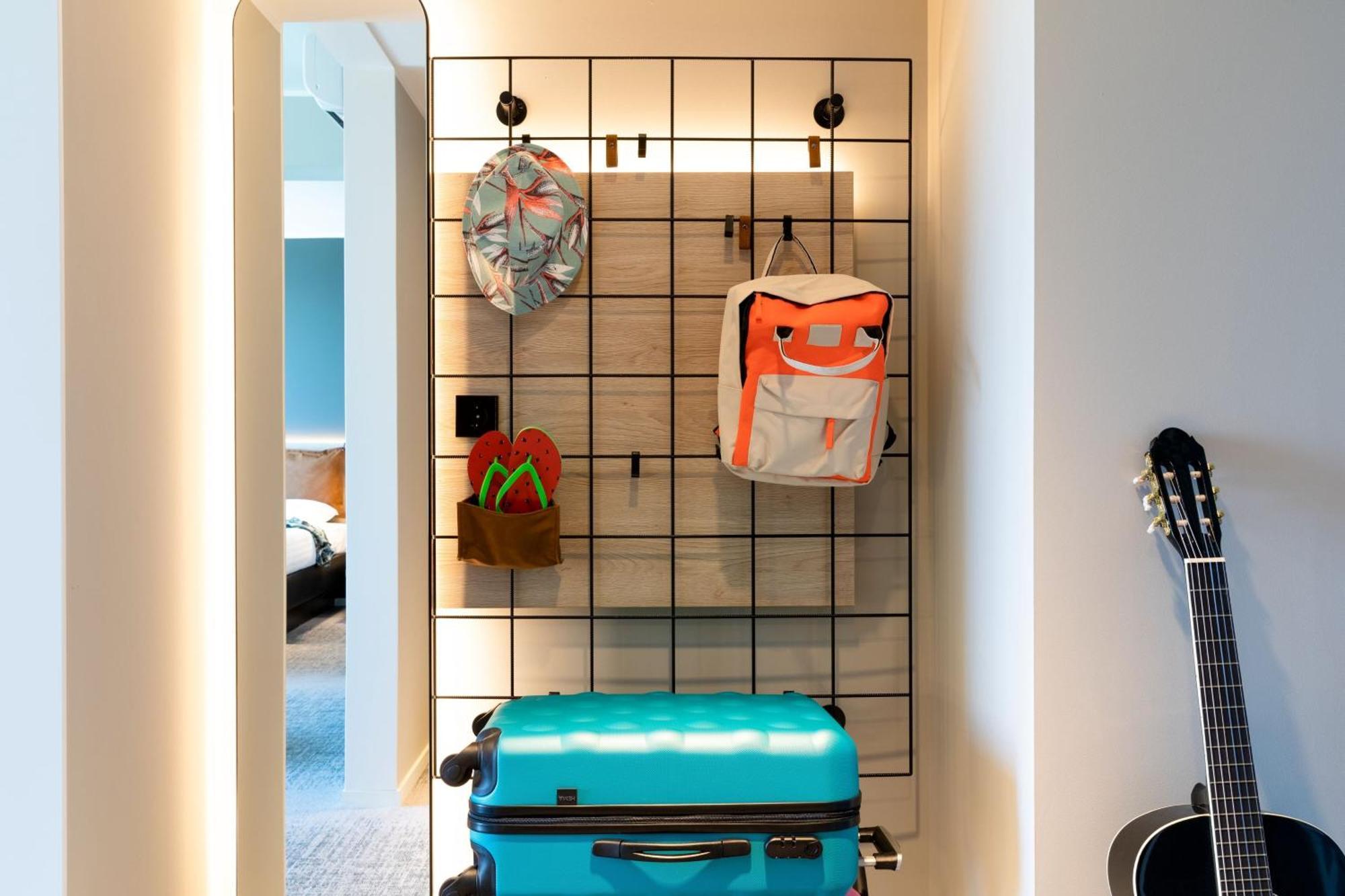 Moxy Hotel 4*