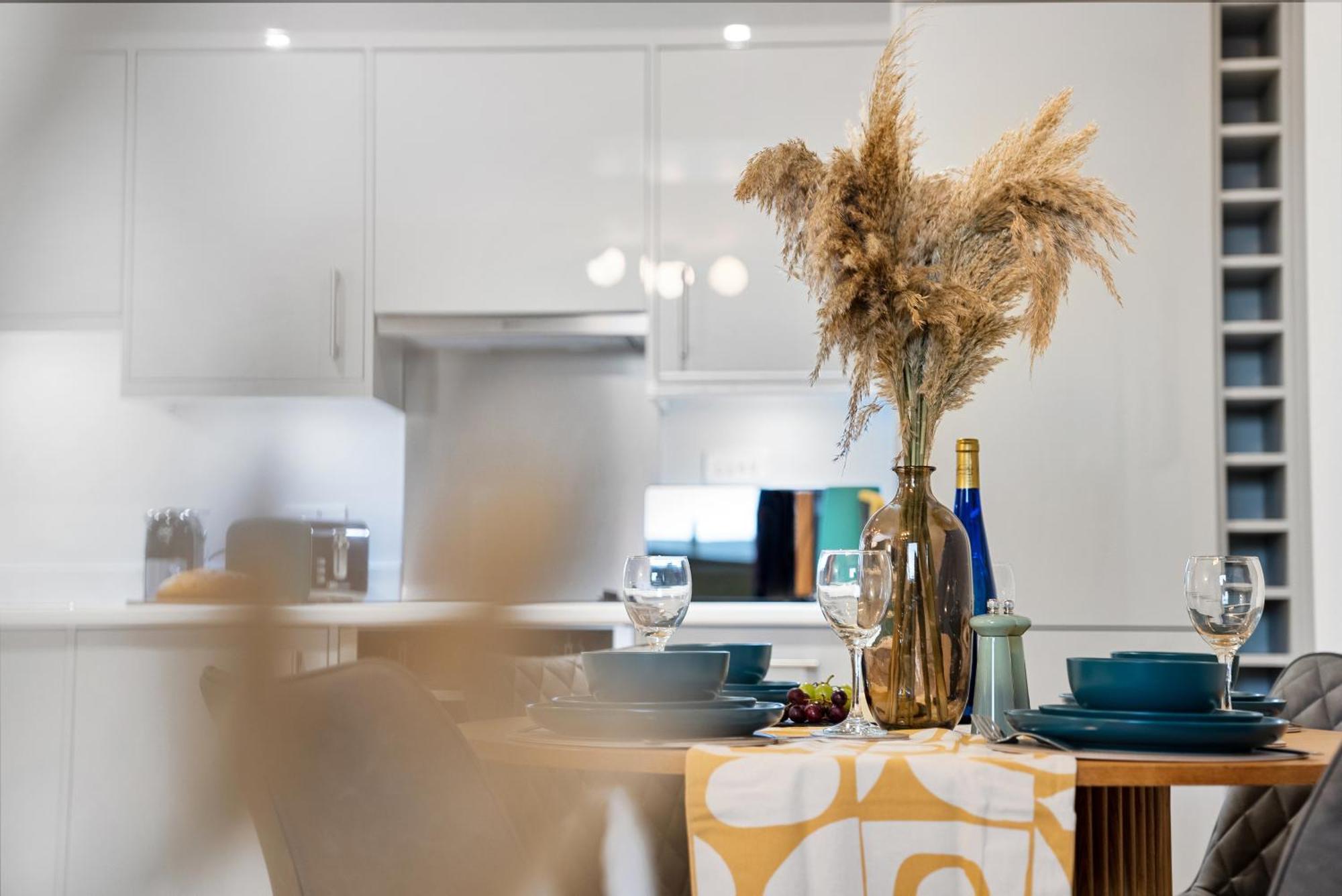 Apartment Luxury 1 Bed Stylish Chic Apartment, Southampton! Stylish Abode Sleeps 4, Great Location! Spring Offer - By Blue Puffin *