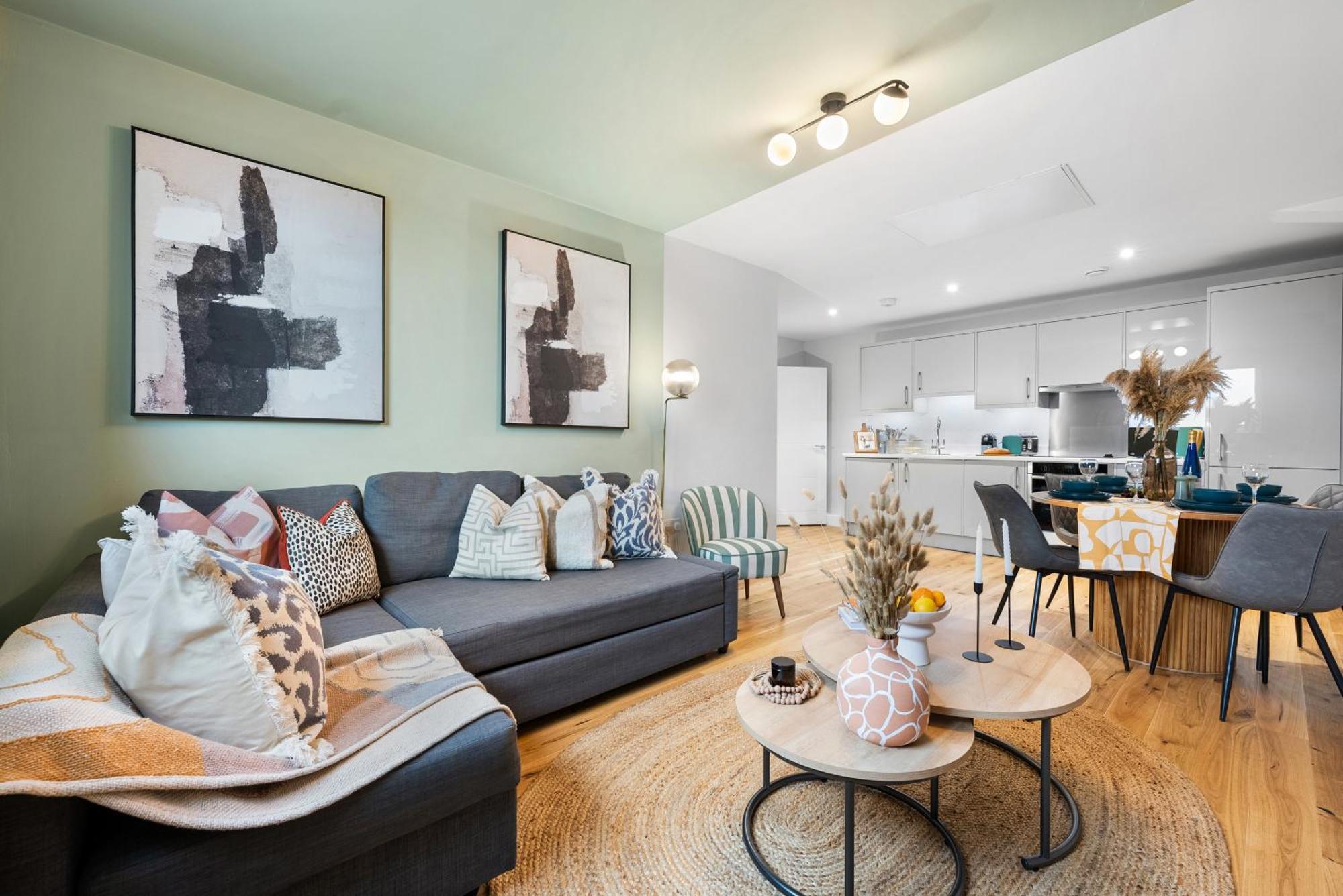 Luxury 1 Bed Stylish Chic Apartment, Southampton! Stylish Abode Sleeps 4, Great Location! Spring Offer - By Blue Puffin Apartment Southampton