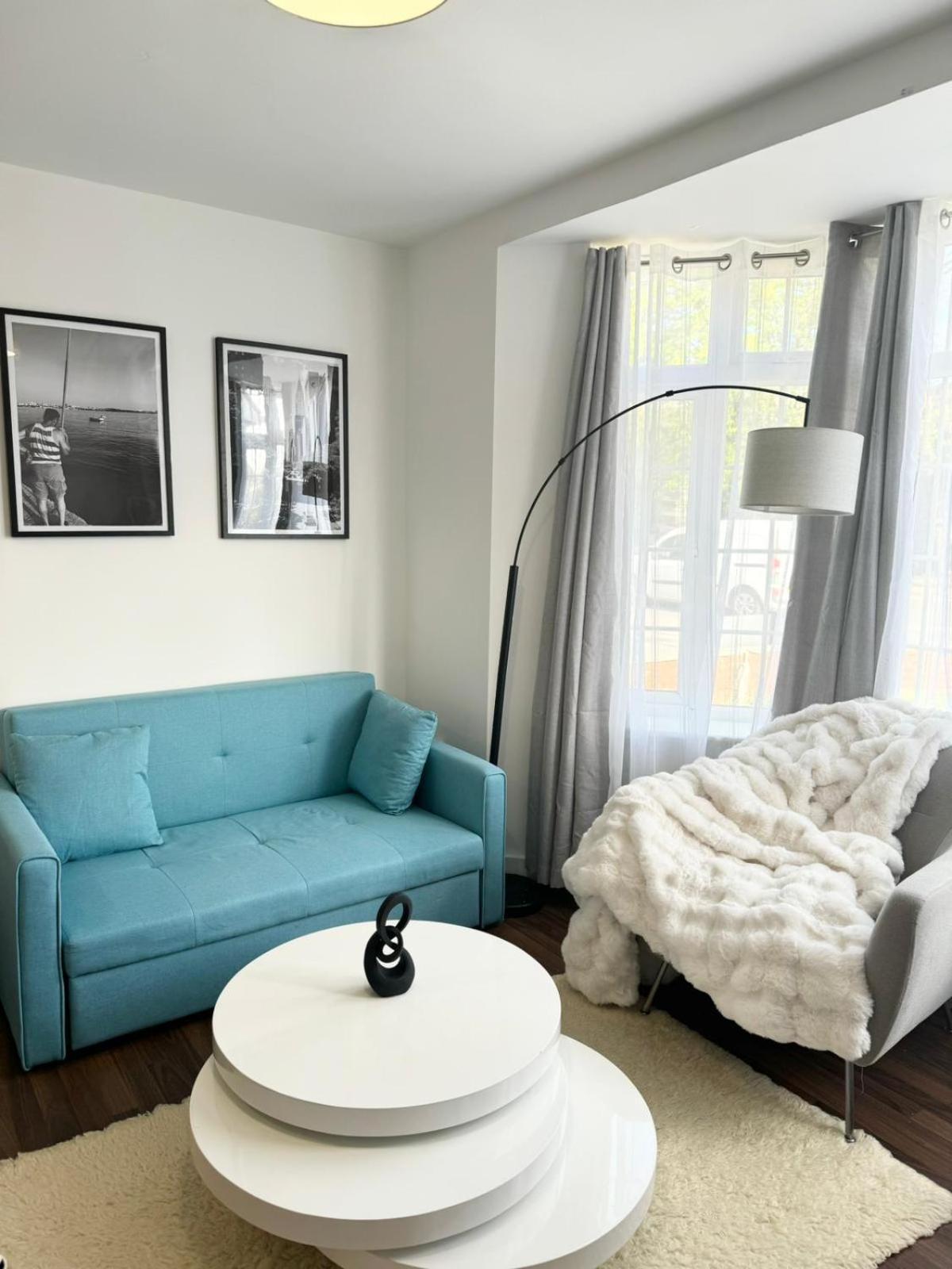 Cozy With Free Parking Southampton