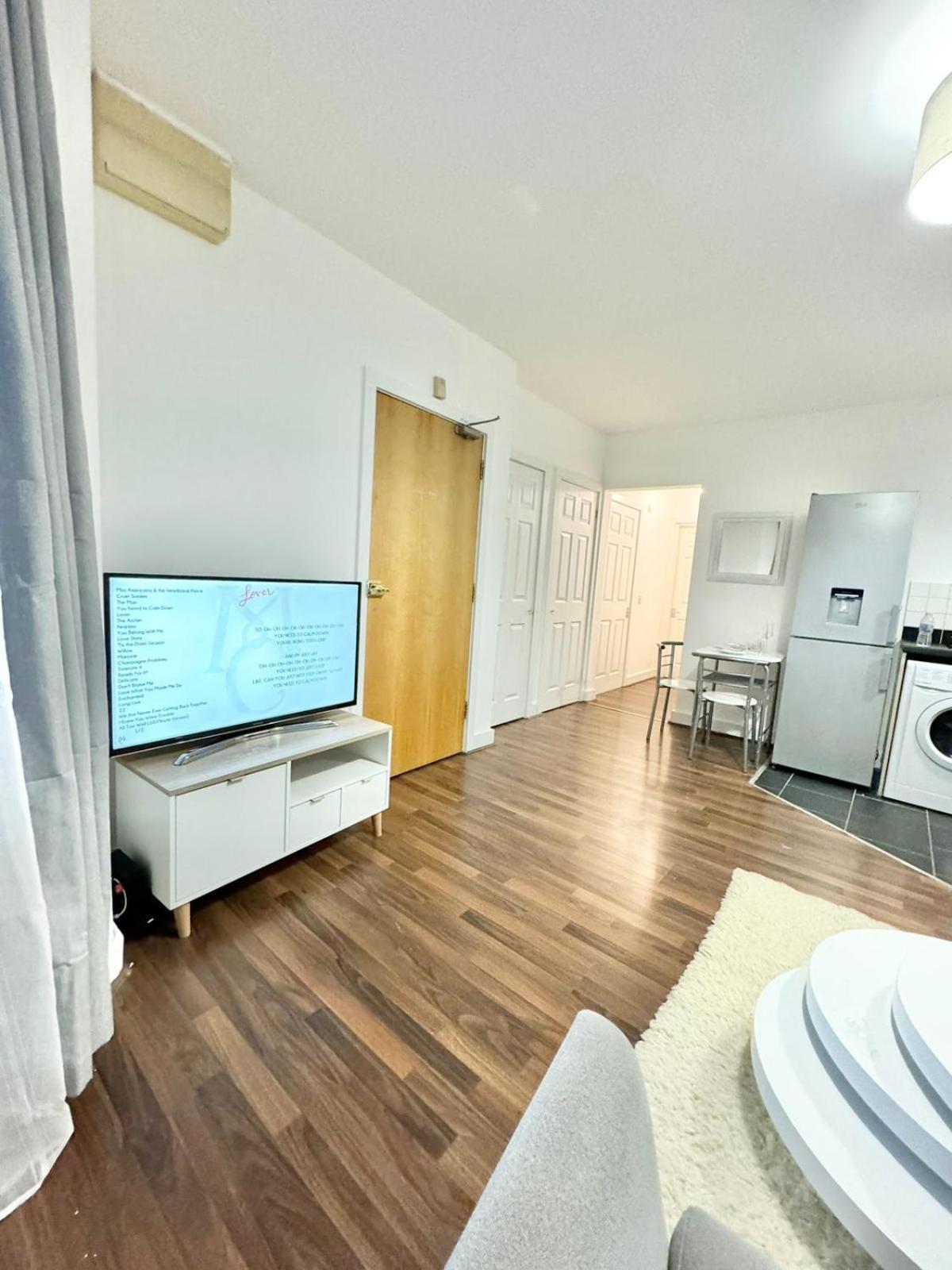 Apartment Cozy With Free Parking