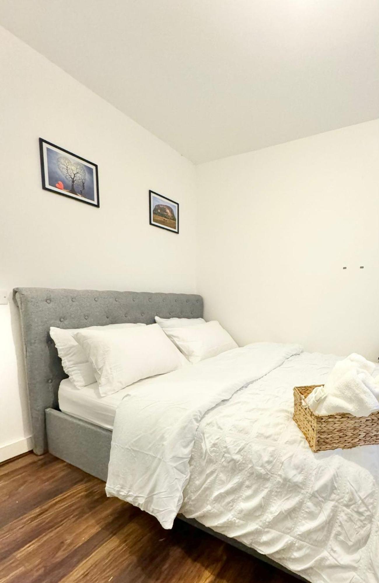 Cozy With Free Parking Southampton