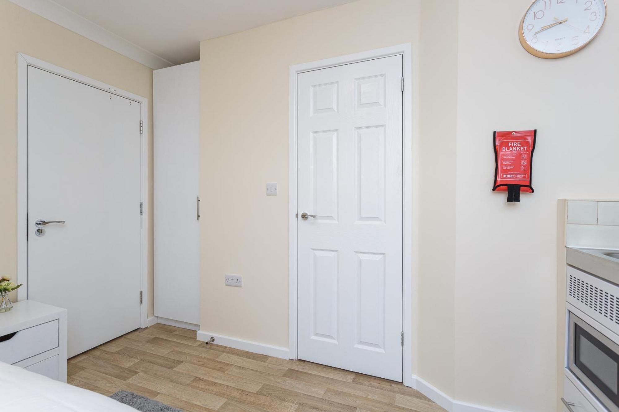 Blackberry - Stylish Self-contained Flats In Soton Centre Southampton