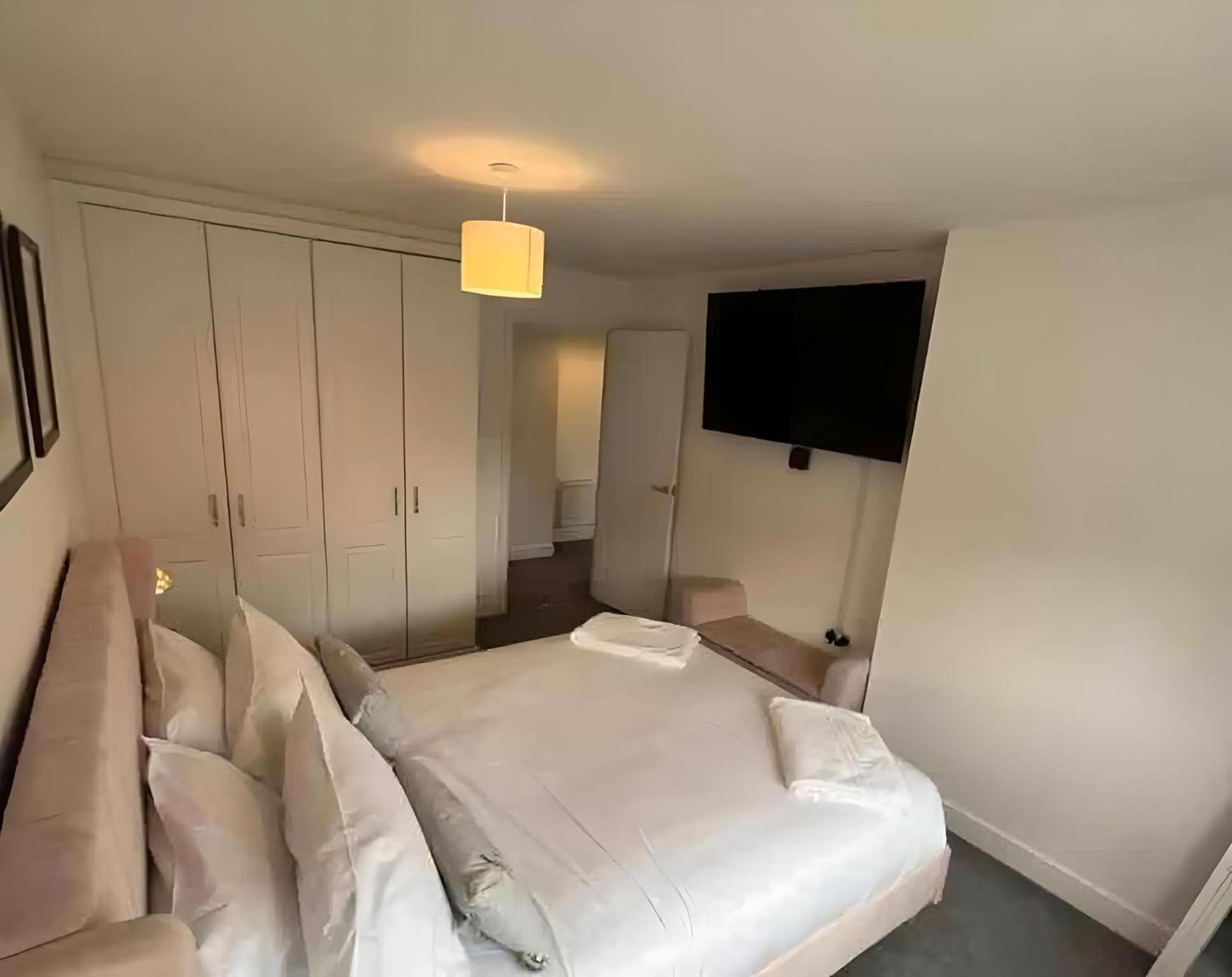 Apartamento Spacious & Stylish 4-bed House With Hot Tub In Prime Location