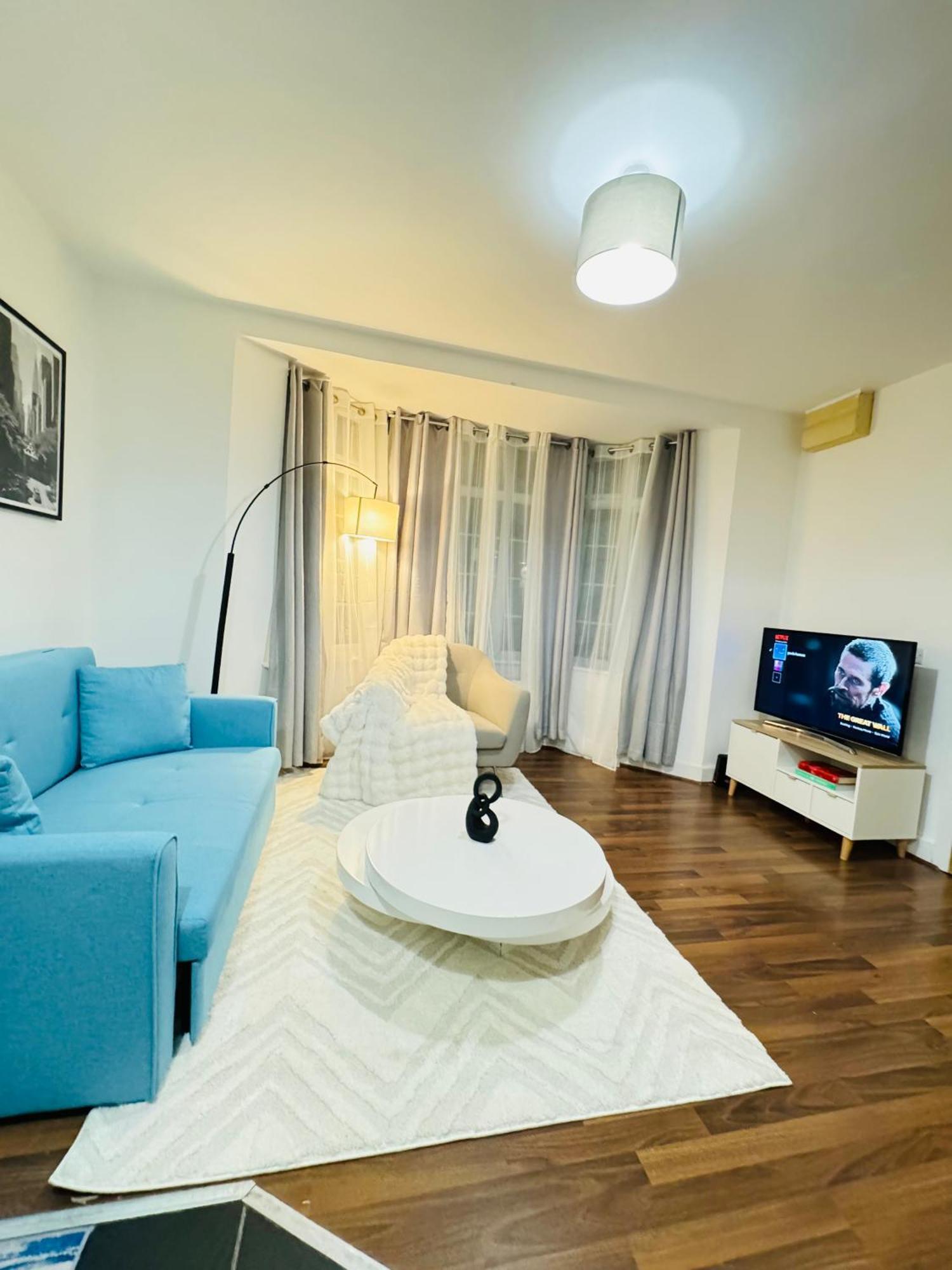 Cozy With Free Parking Apartment Southampton