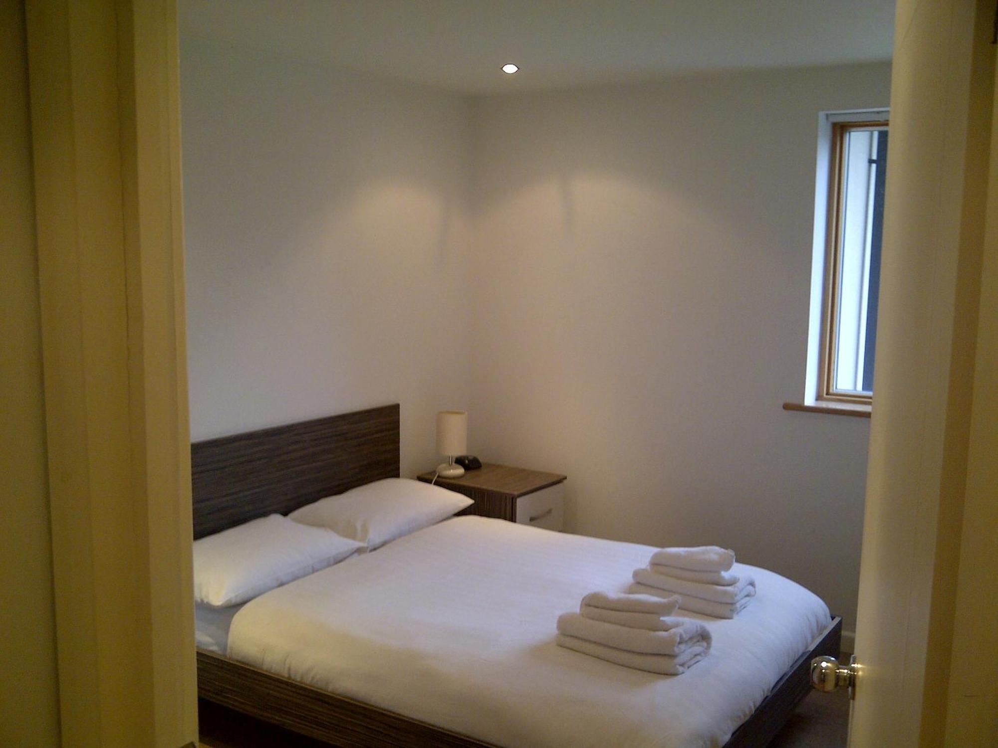 Serviced Apartment