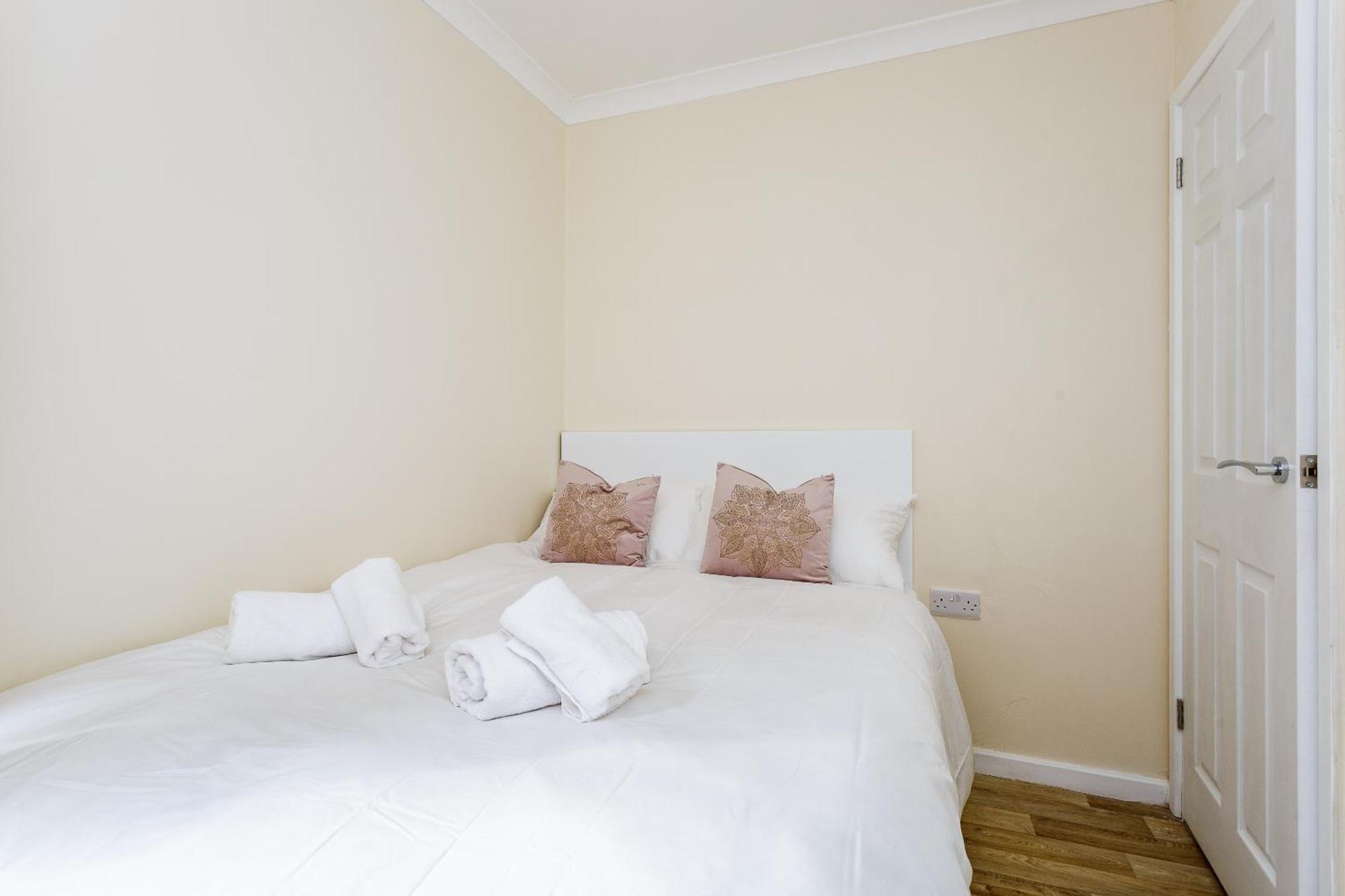 Blackberry - Stylish Self-contained Flats In Soton Centre Apartment *