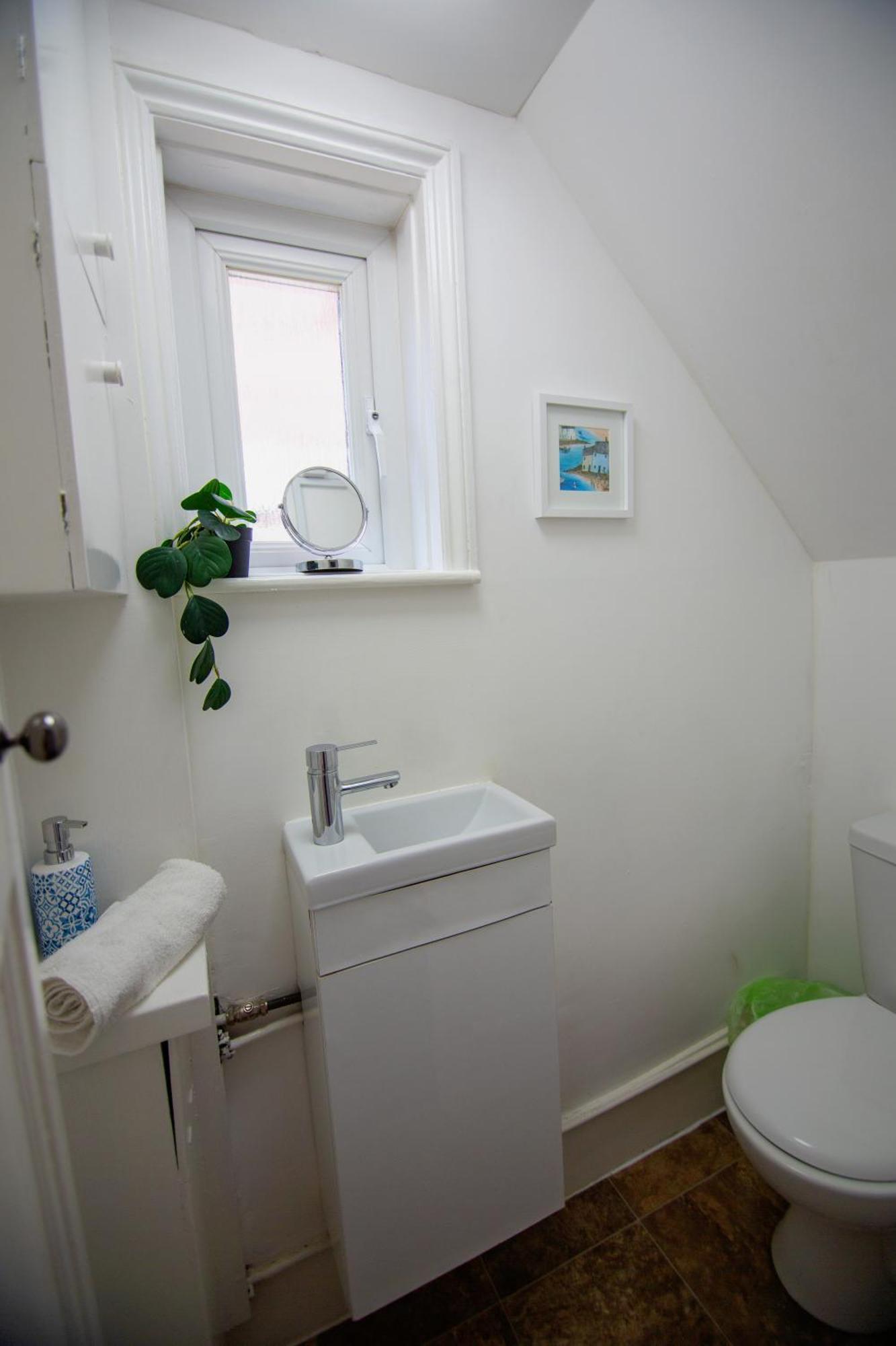 Granby Grove Townhouse - Sleeps 8- 4 Bedrooms Holiday home *