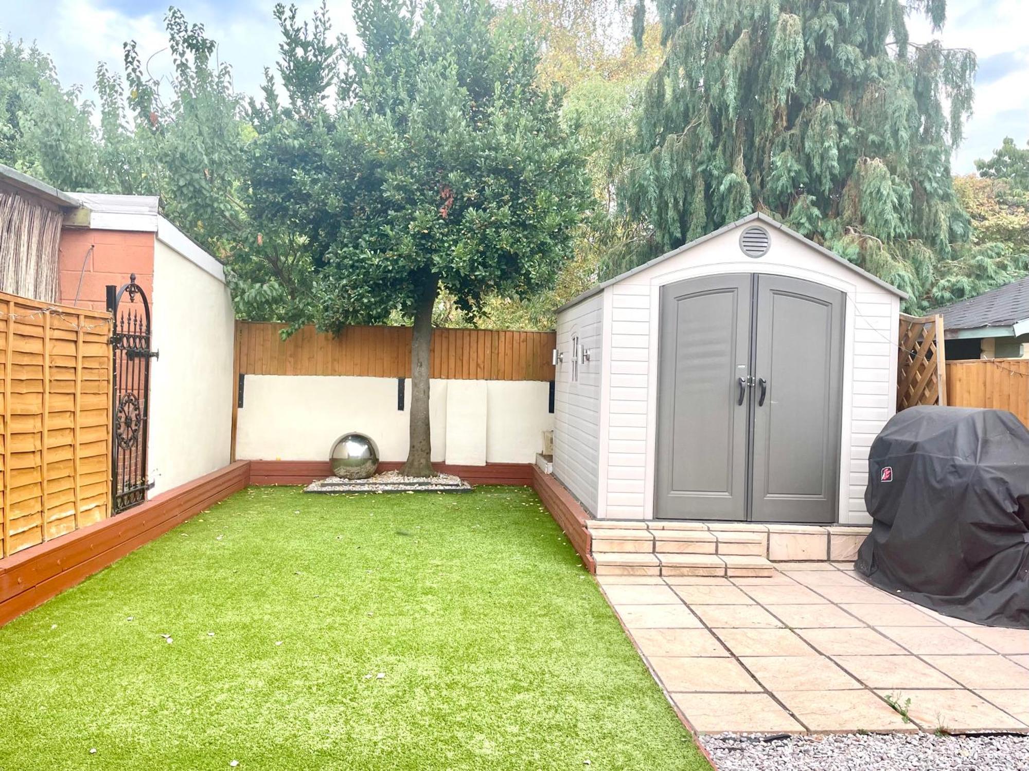 Homestay Stunning 1 Bedroom And Double Sofa Bed Near Train Station