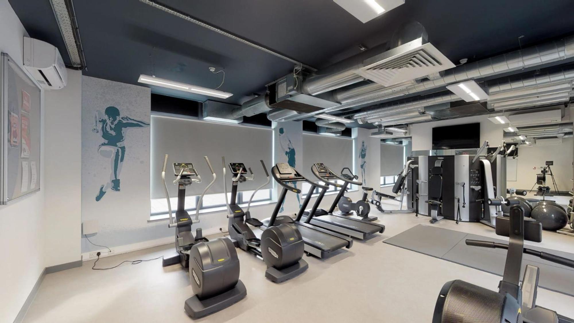 For Students Only Capital House In Apartment *