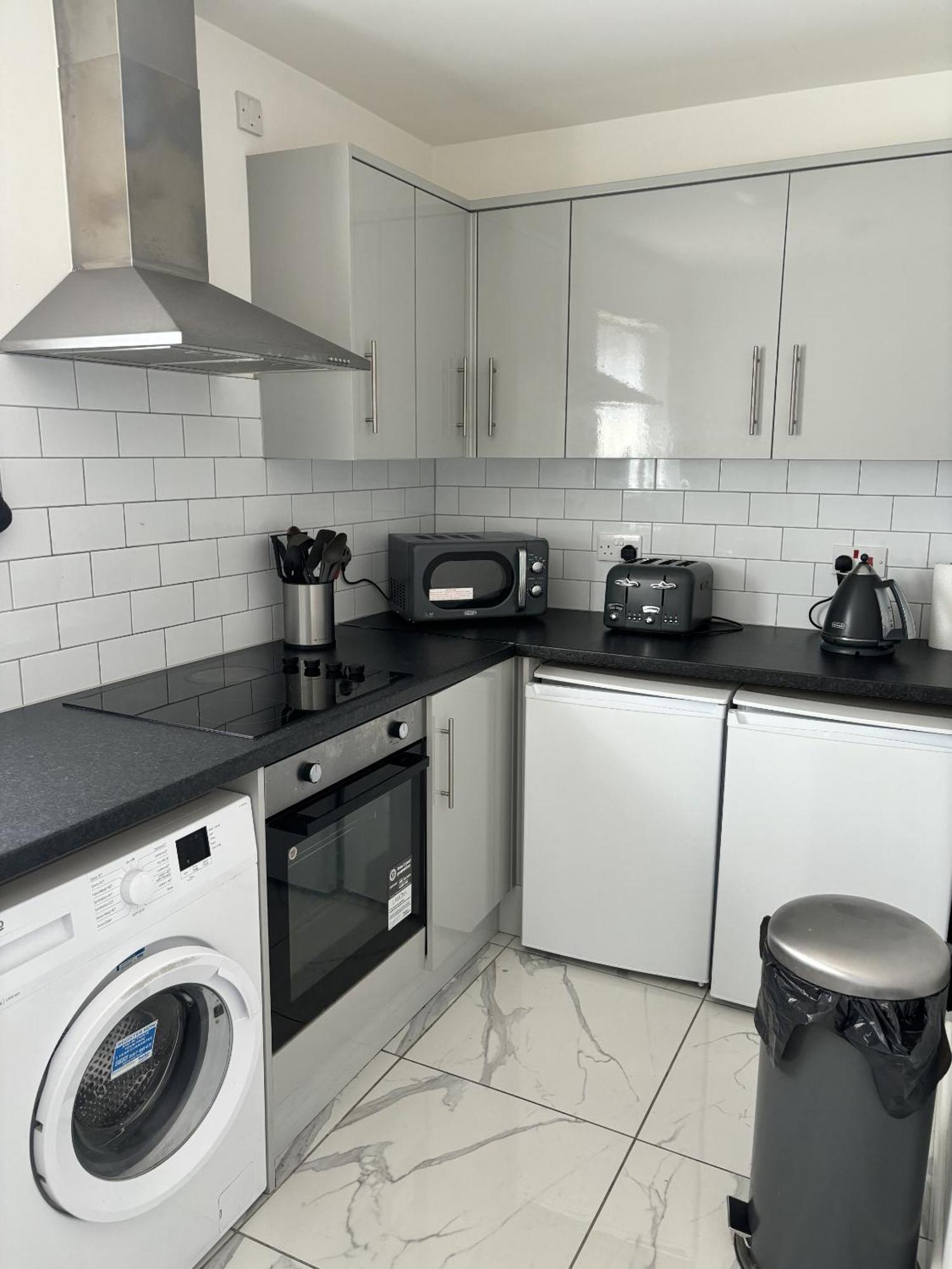 Cosmopolitan - Large 2 Bedroom Apartment Southampton