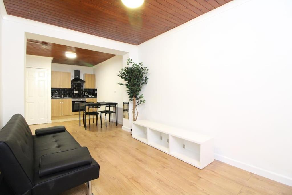 One Bedroom Centre - Flat 3 Apartment Southampton