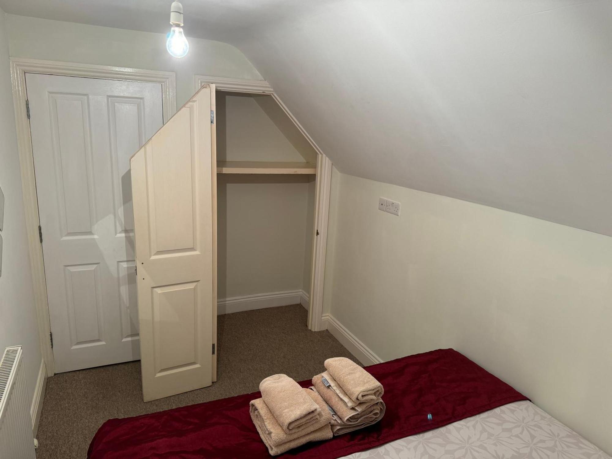 The Bliss Apartment, Self Check-in And Free Allocated Parking Southampton
