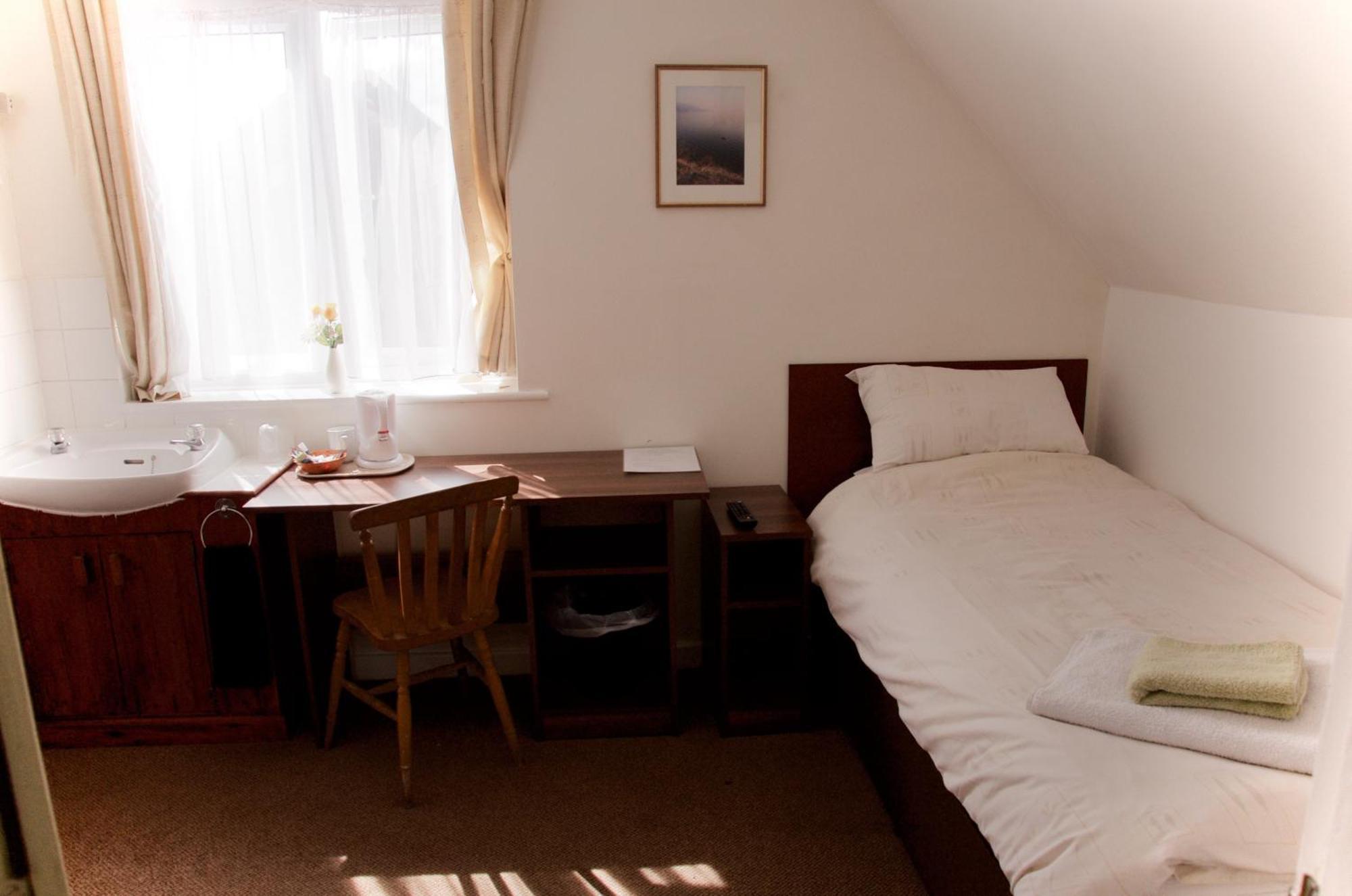 Landguard House Bed Only 3* Southampton