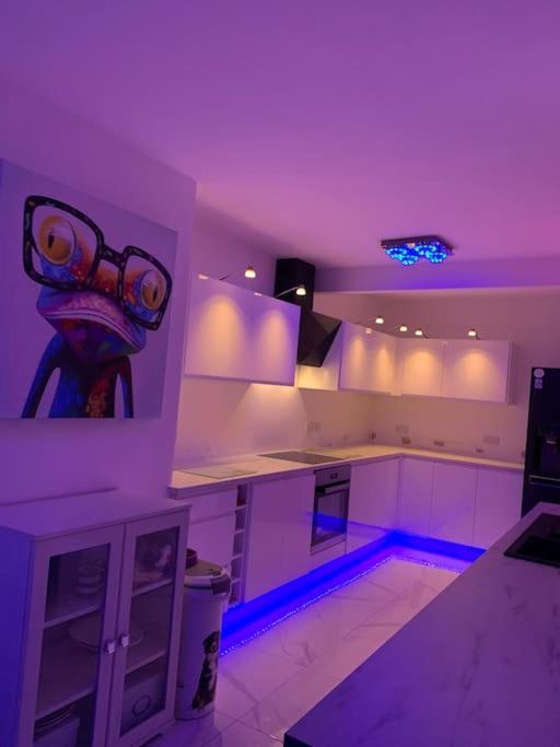 Apartment Hydrotherapy House For Relaxation *