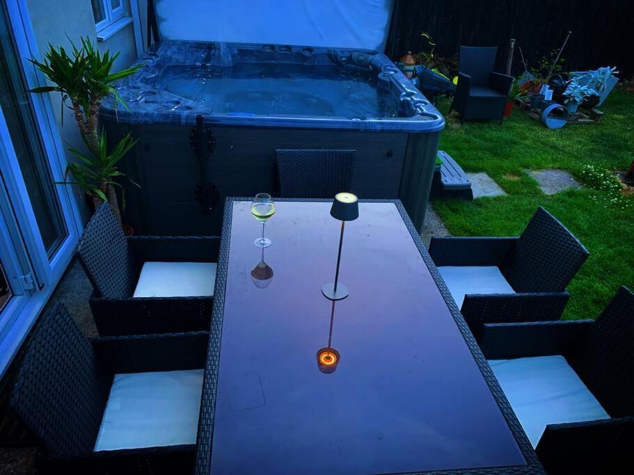 Apartment Hydrotherapy House For Relaxation