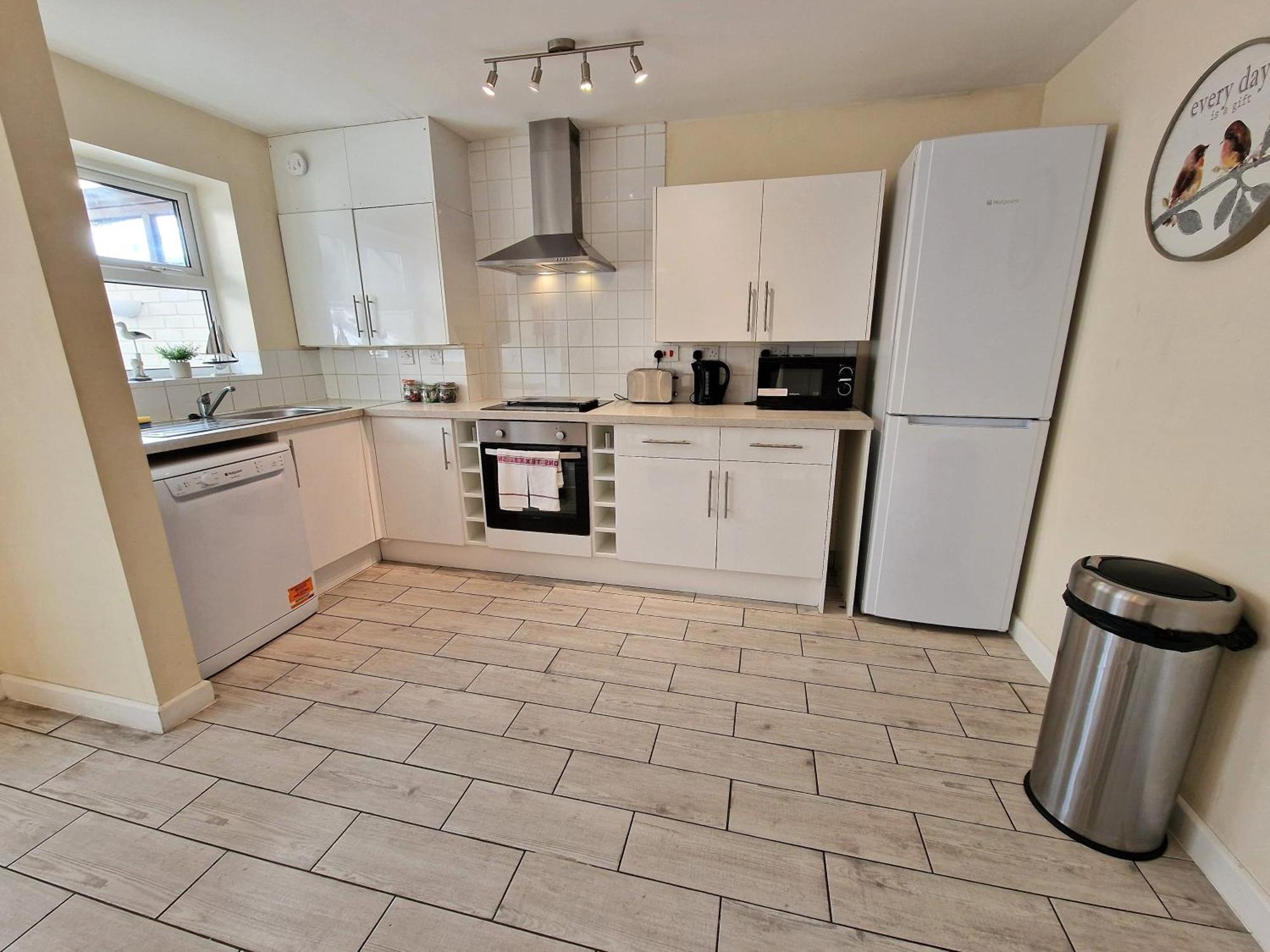 Town Or Country - Jessie Terrace House B