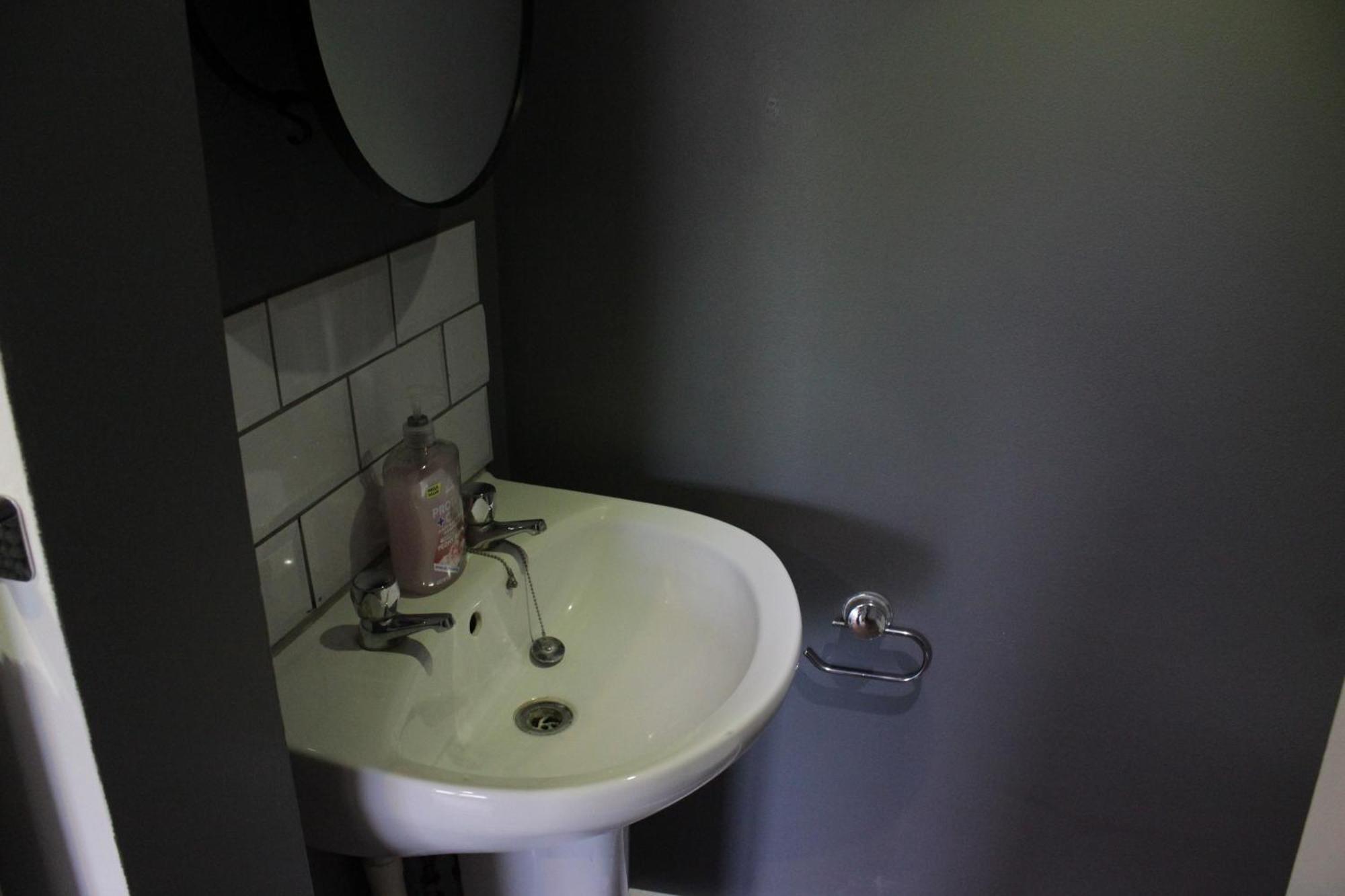 Superb Flats In Centre * Southampton