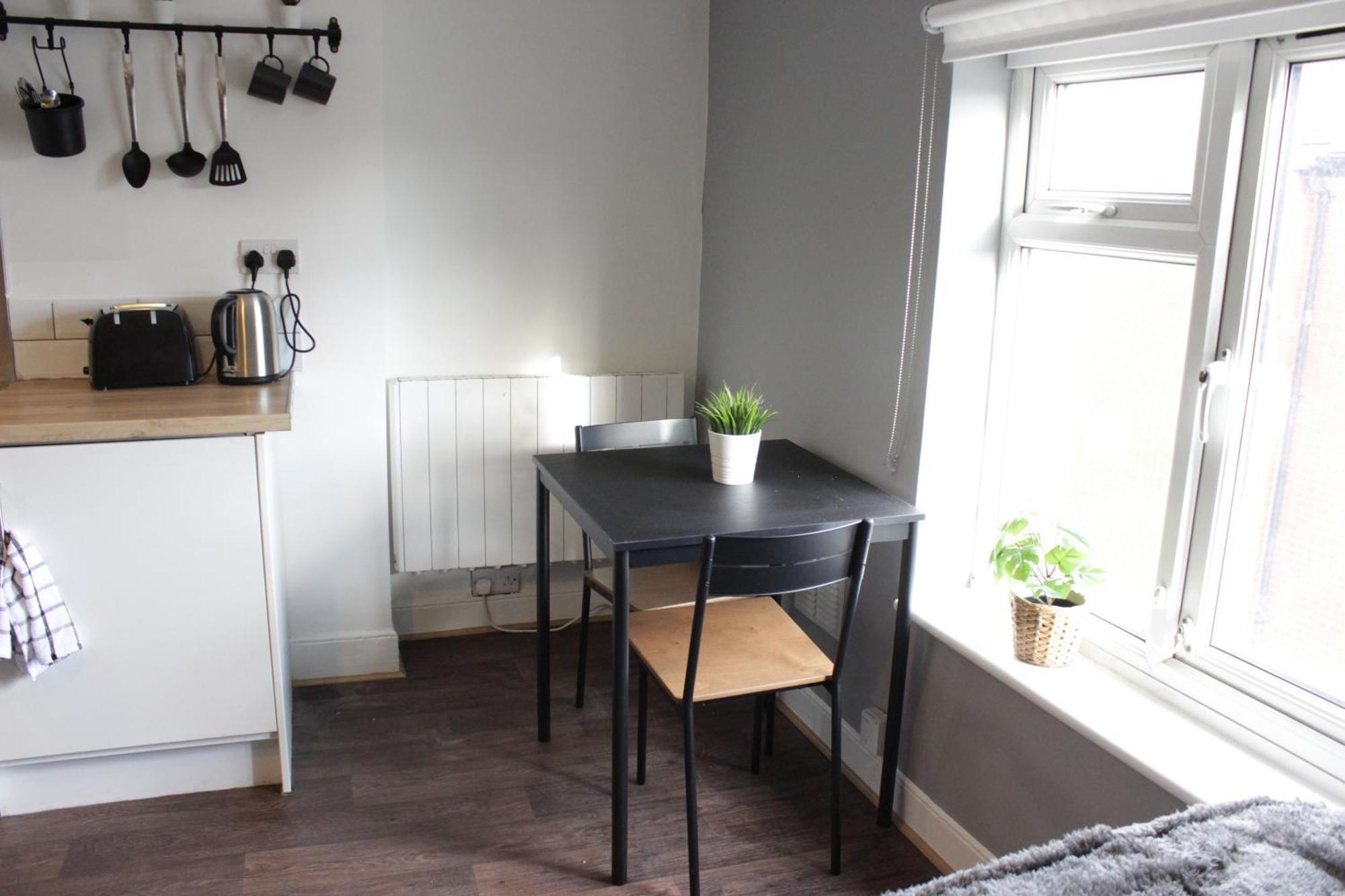 Superb Flats In Centre Apartment *