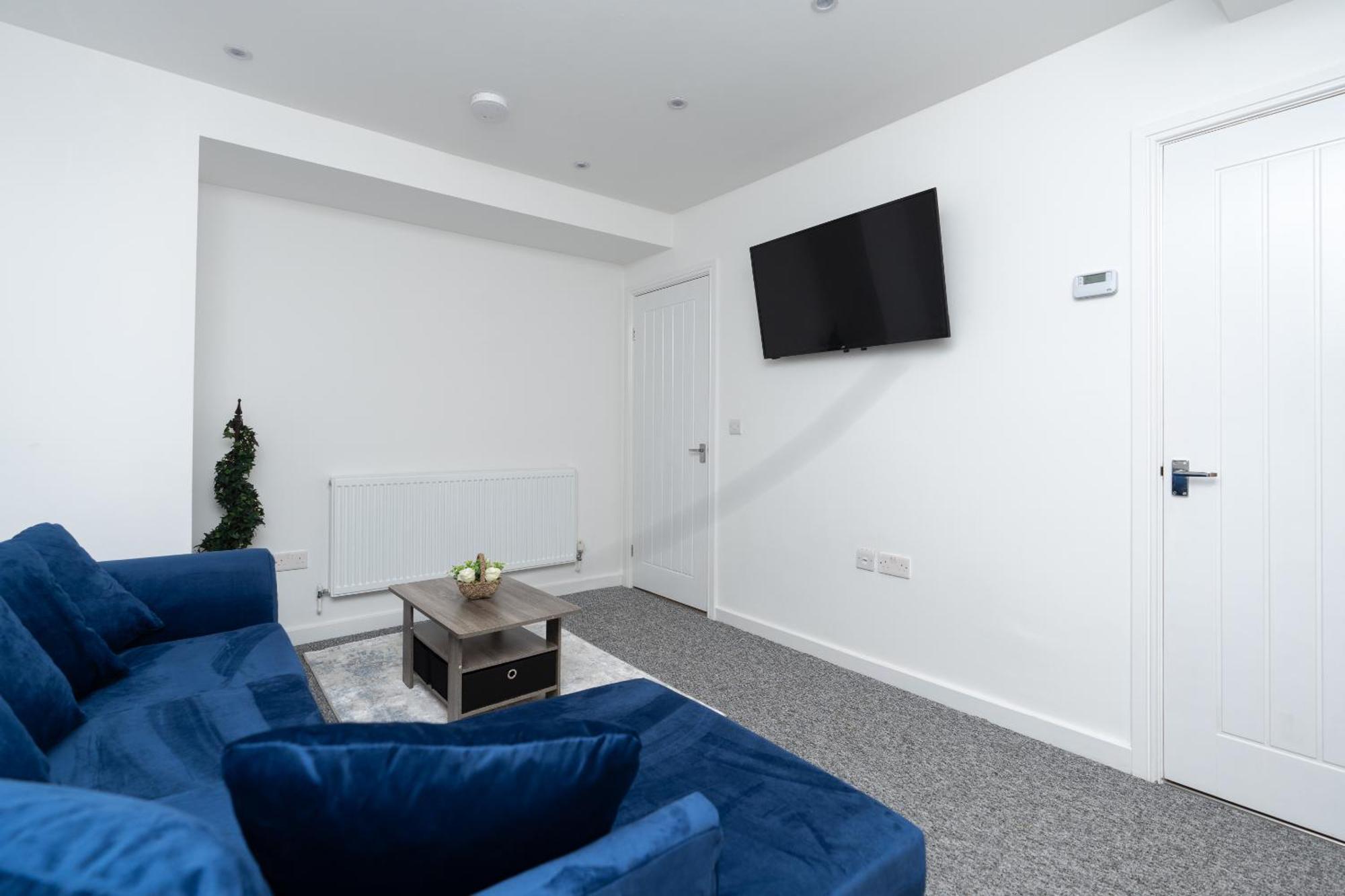 The Albany - 4br 2bath House Up To 7 Guests - Free Parking - Big Garden - Smart Tv - Ideal For Contractors And Family * Southampton