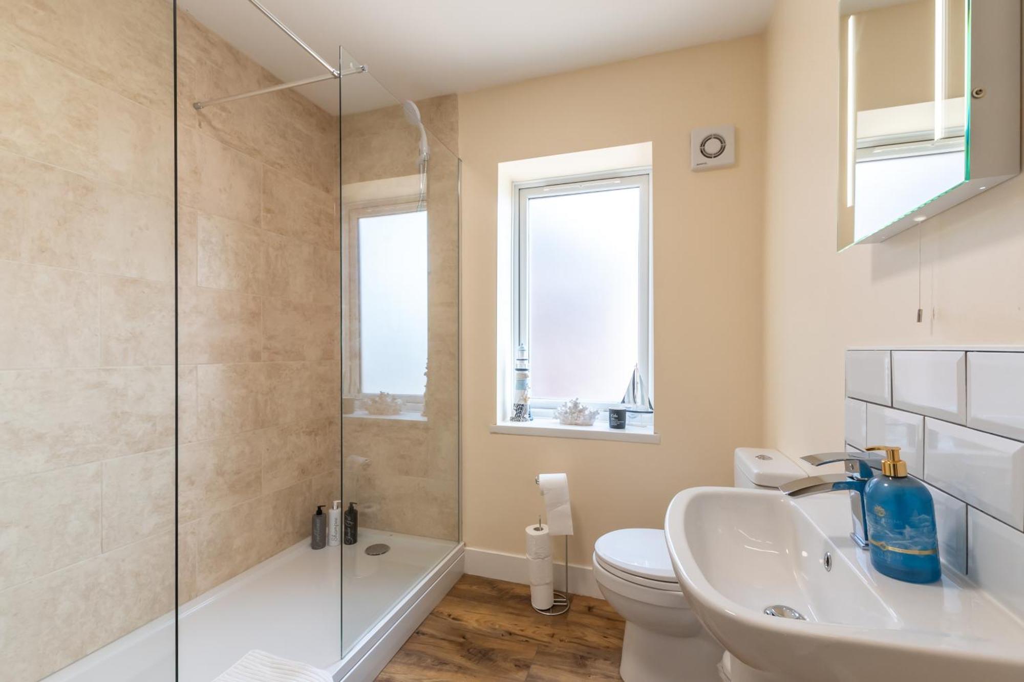 Apartment With Free P For Van. Southampton
