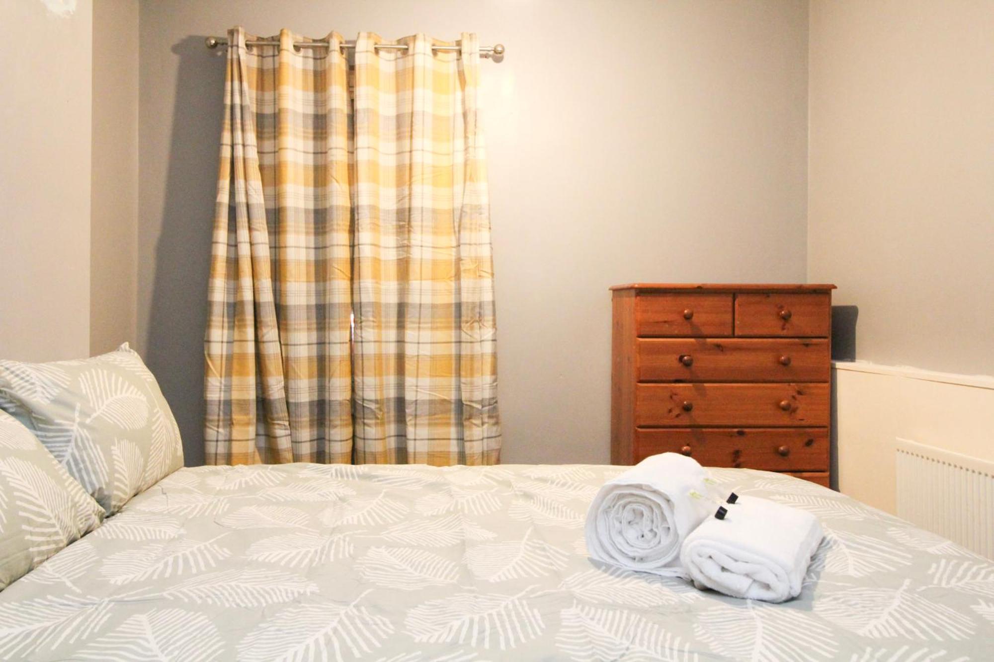 5 12 Mayflower Road Guest house Southampton