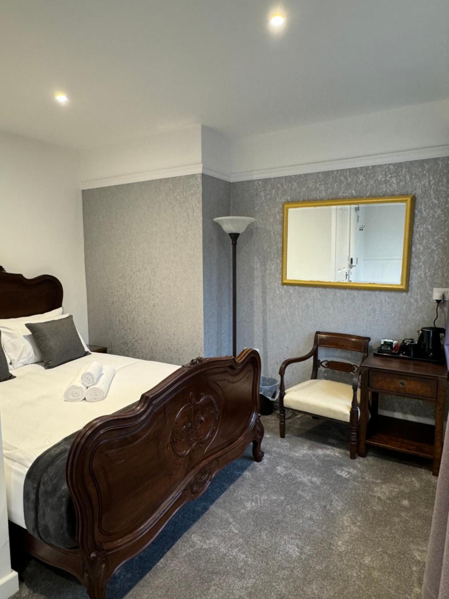 Juniper Berry Inn