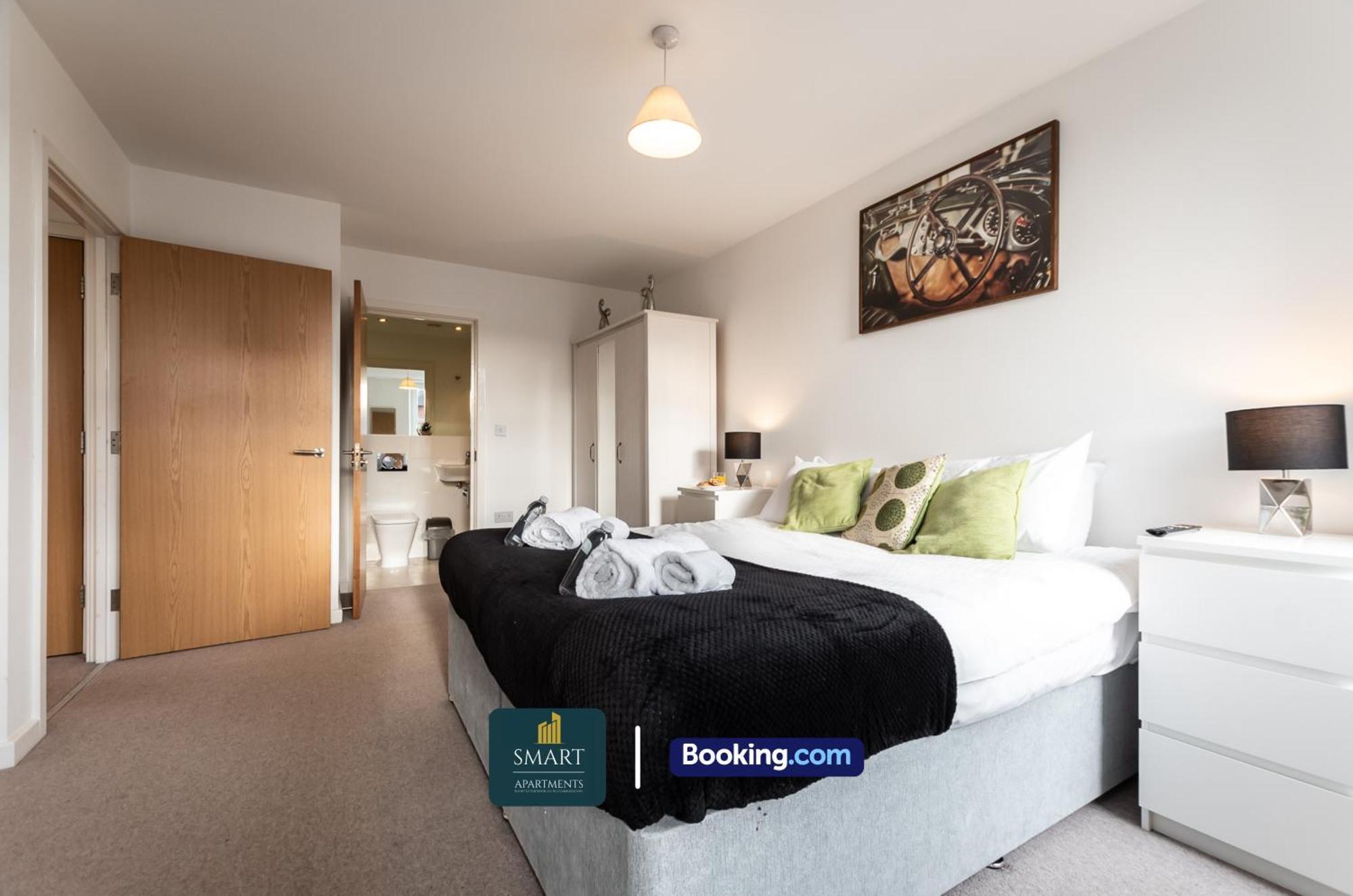 Apartment Spacious Center By Smart Short Lets & Serviced With Free Wifi